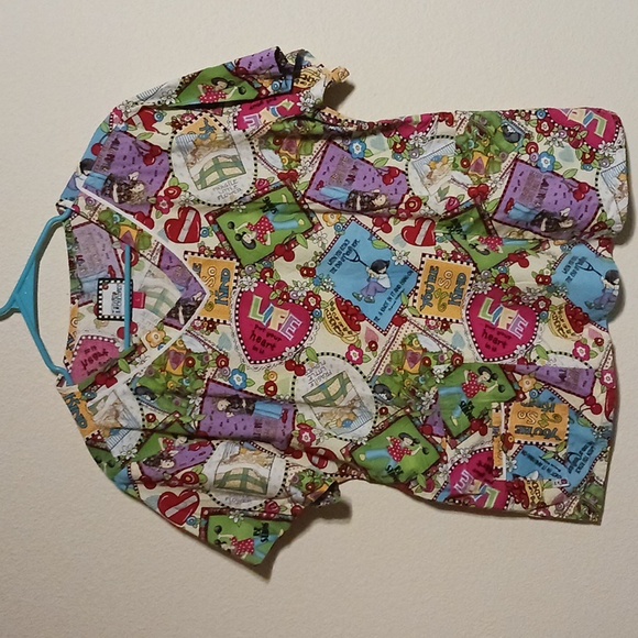 Mary Engelbreit Scrub (top only) Large - Picture 1 of 9